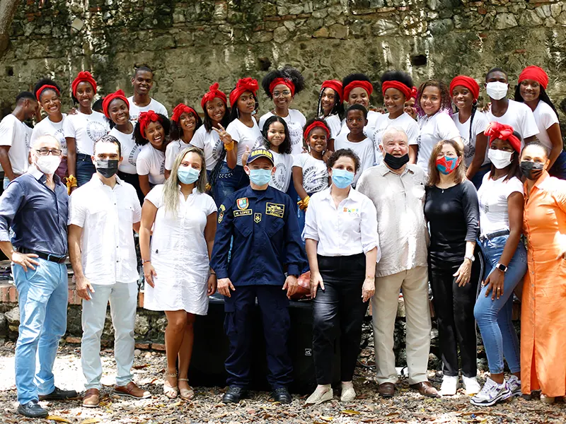 Clausura Mes del patrimonio - coral Tierra bomba