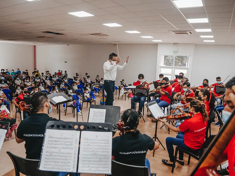 Concierto Orquesta Sinfónica en la policía