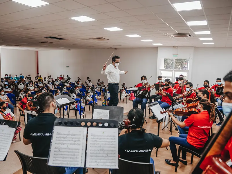 Concierto Orquesta Sinfónica en la policía